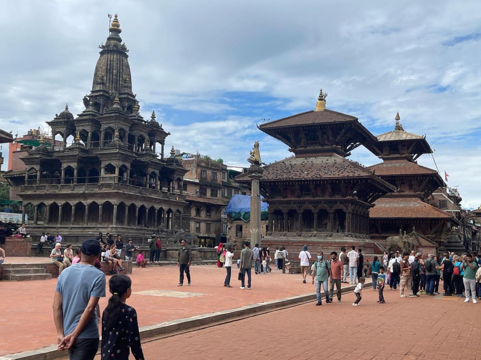 Patan Square - 2 Km From Patan Durbar Square Hotel Bagian luar foto