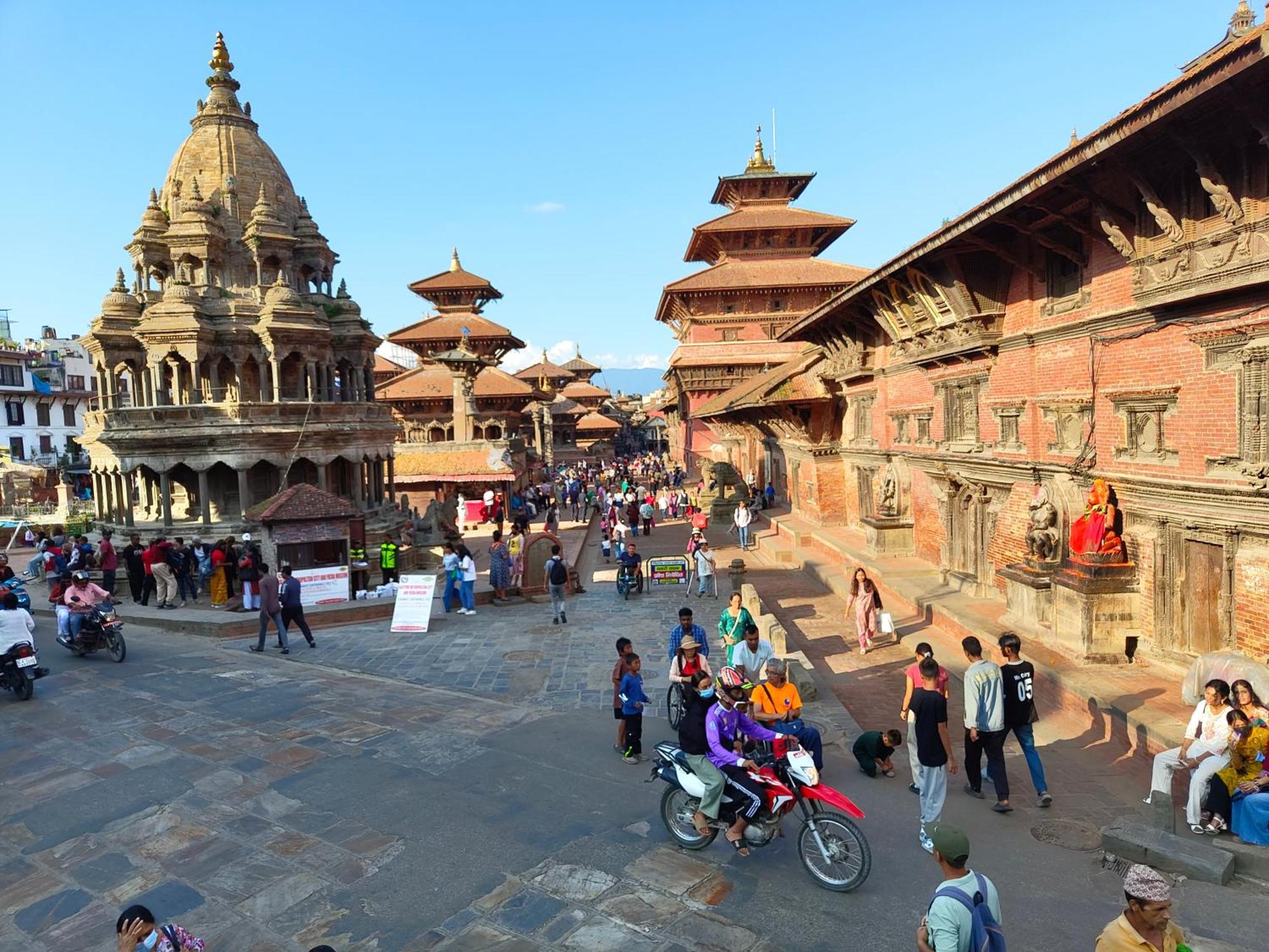Patan Square - 2 Km From Patan Durbar Square Hotel Bagian luar foto